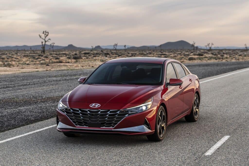 2023 Hyundai Elantra 13