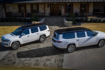 2023 Jeep Grand Wagoneer L 15