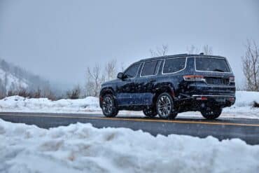 2024 Jeep Grand Wagoneer 12