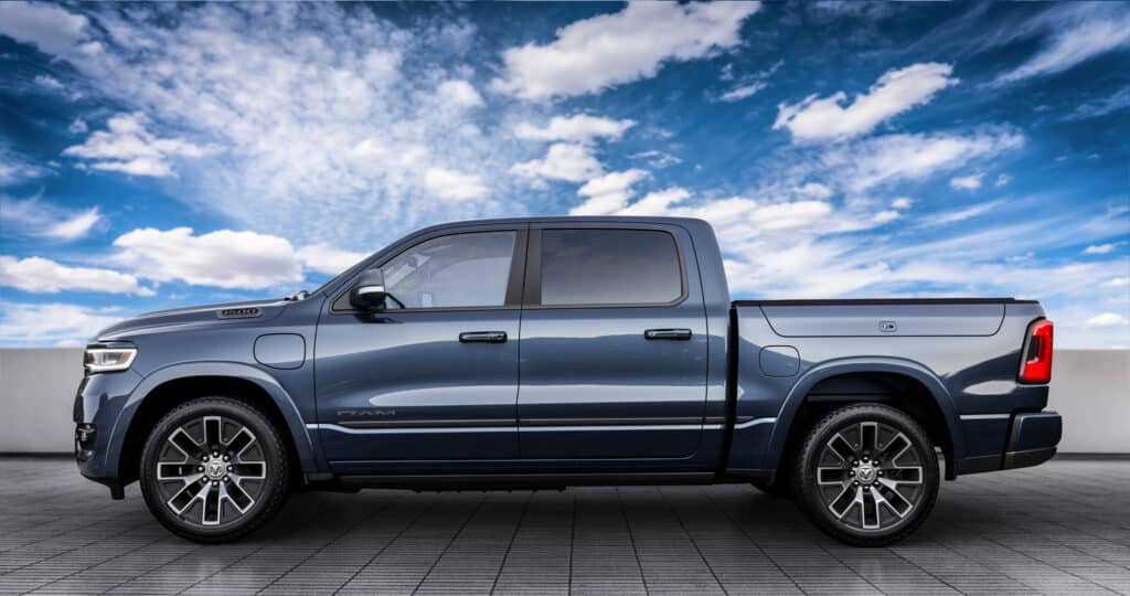 2025 Ram 1500 Ramcharger 5