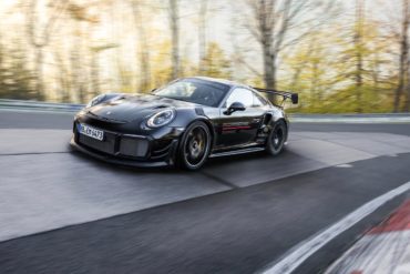 Porsche 911 GT2 RS Manthey Racing